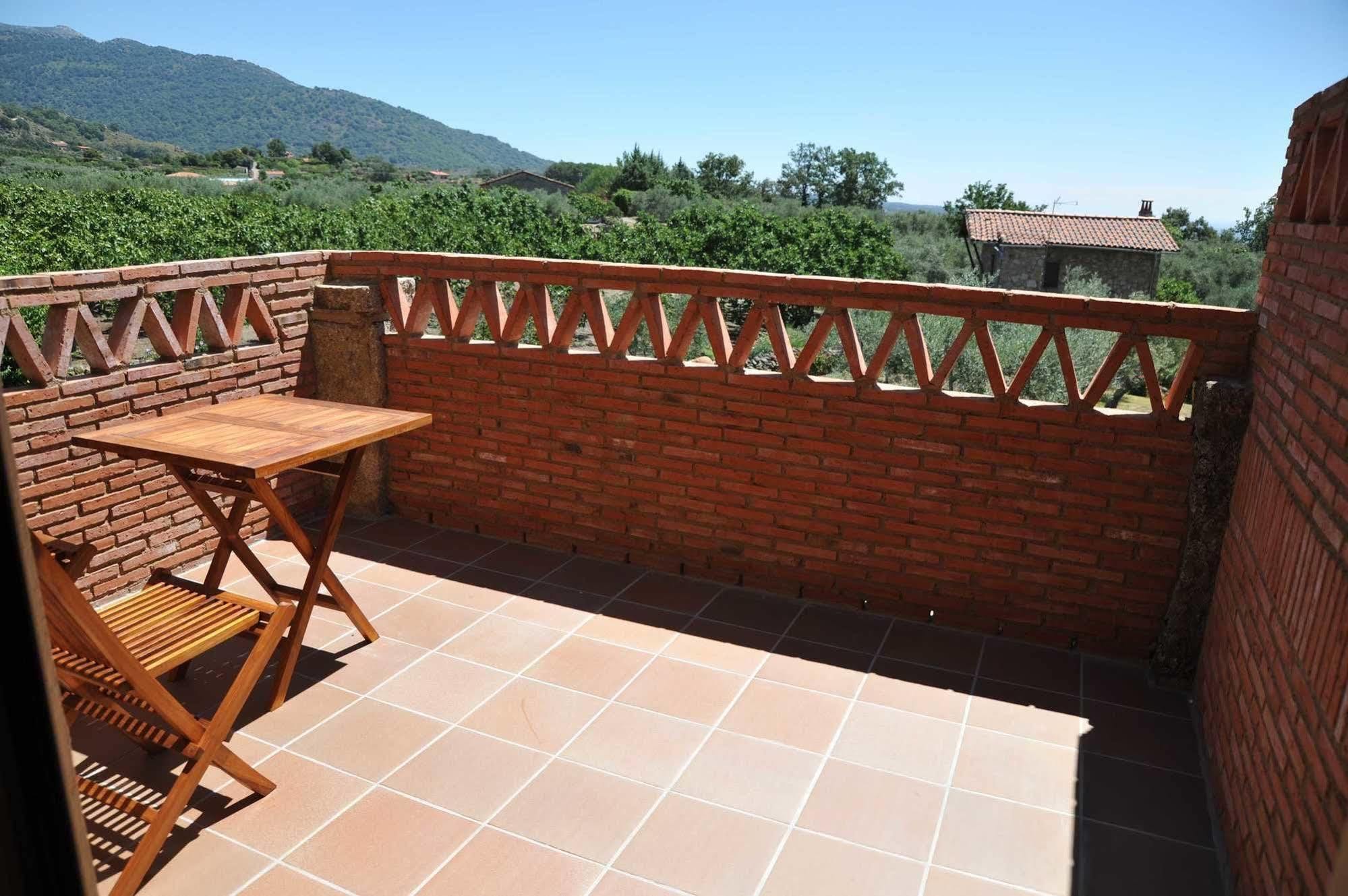 Hotel Rural Hosteria Fontivieja Losar De La Vera Buitenkant foto