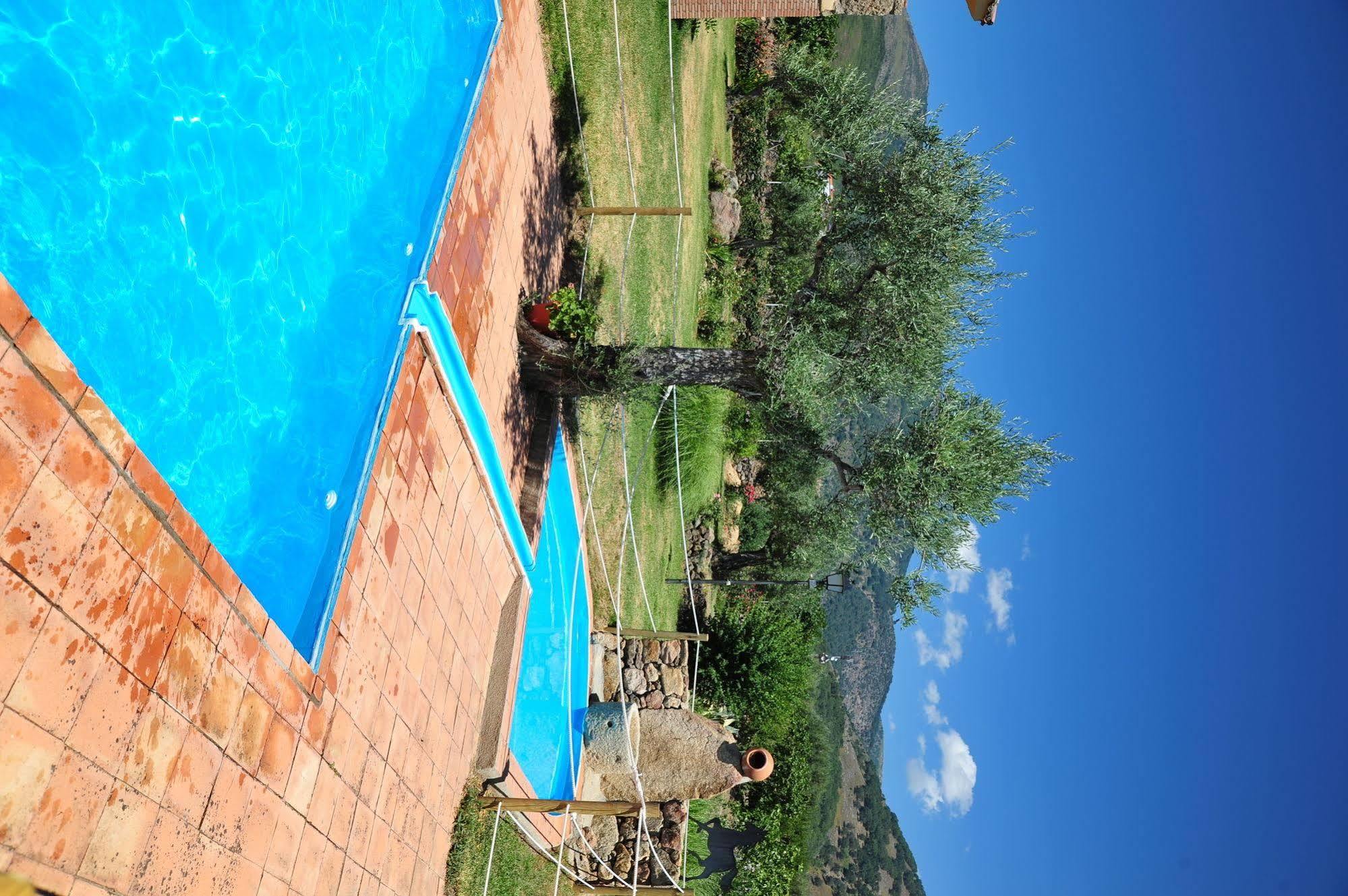 Hotel Rural Hosteria Fontivieja Losar De La Vera Buitenkant foto